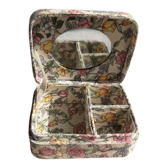 Set of 2 Vintage Liberty Style Floral Fabric Covered Trinket Jewelry Box - Picture 12 of 13